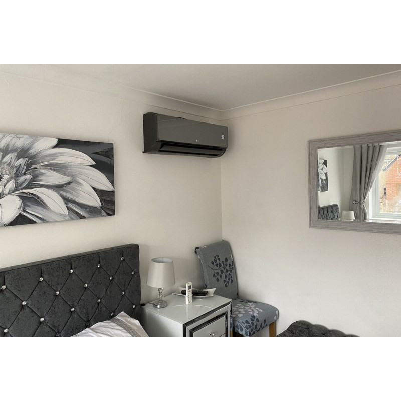 Кондиционер LG Artcool Mirror UV AC09BK