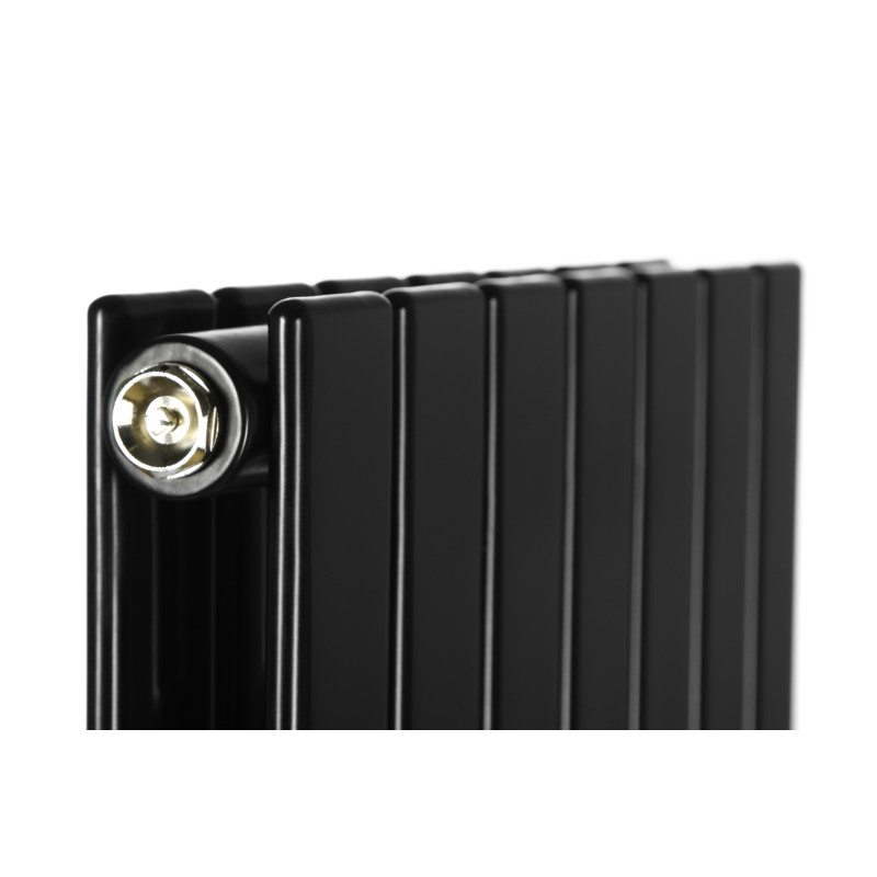 Дизайнерский вертикальный радиатор отопления Betatherm Blende 394x1600x55 RAL 9005M Black 