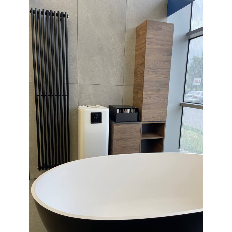 Дизайнерский вертикальный радиатор Betatherm Praktikum 387x1800x57 RAL 9005M Black