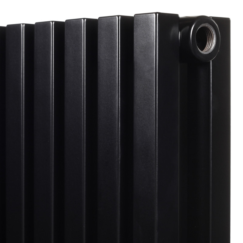 Дизайнерський горизонтальний радіатор опалення Betatherm Quantum 1205x500x79 RAL 9005M Black