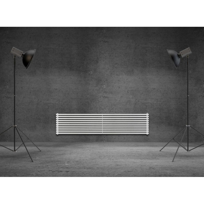 Дизайнерский горизонтальный радиатор Betatherm Quantum 1600x285x79 RAL 9016M White
