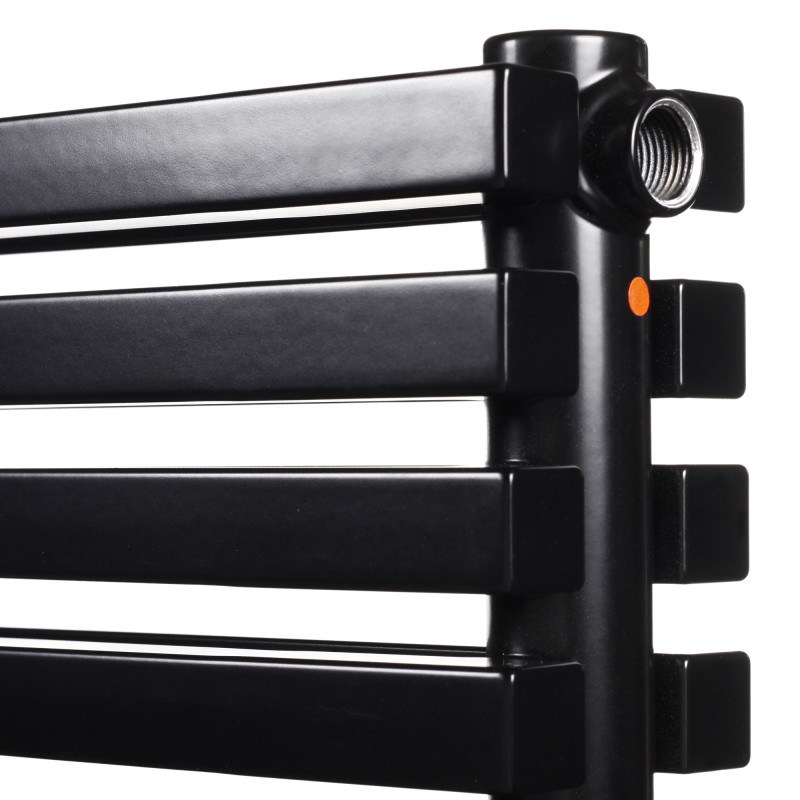 Дизайнерський горизонтальний радіатор Betatherm Quantum 1600x405x79 RAL 9005M Black