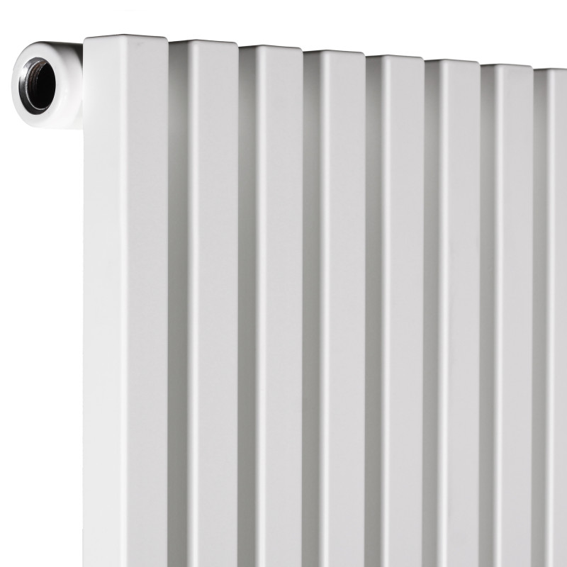Дизайнерский вертикальный радиатор отопления Betatherm Quantum 525x2000x57 RAL 9016M White